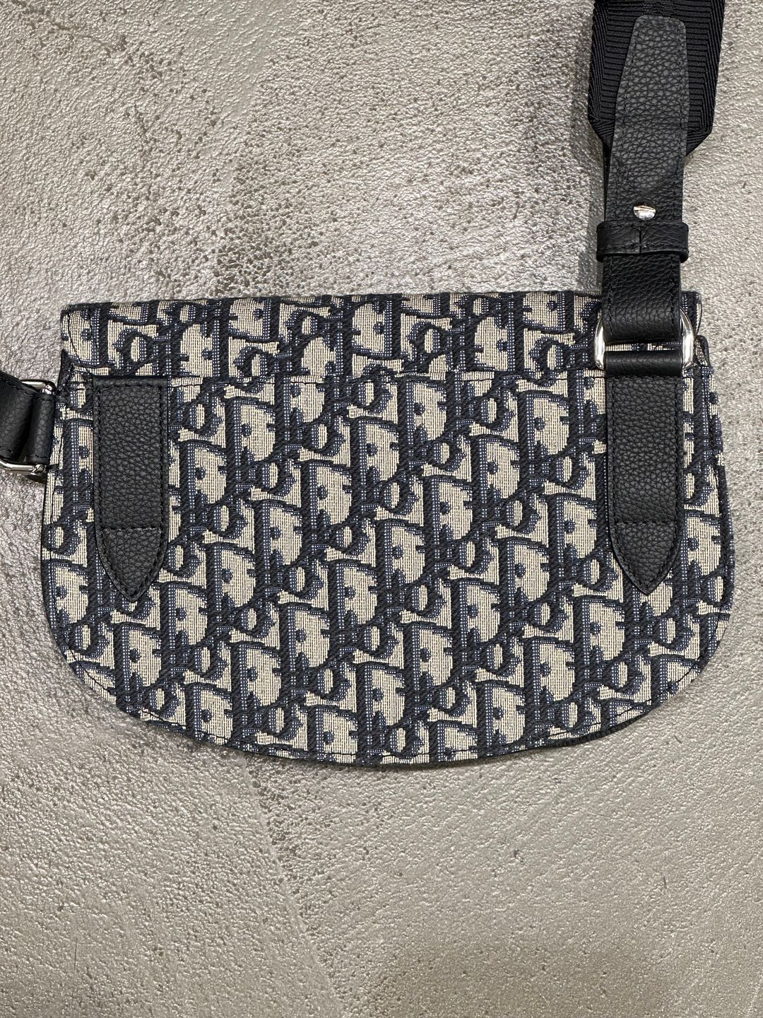 Thumbnail 7ce3baed-e610-47bb-b2ca-5535cfb1e3bc