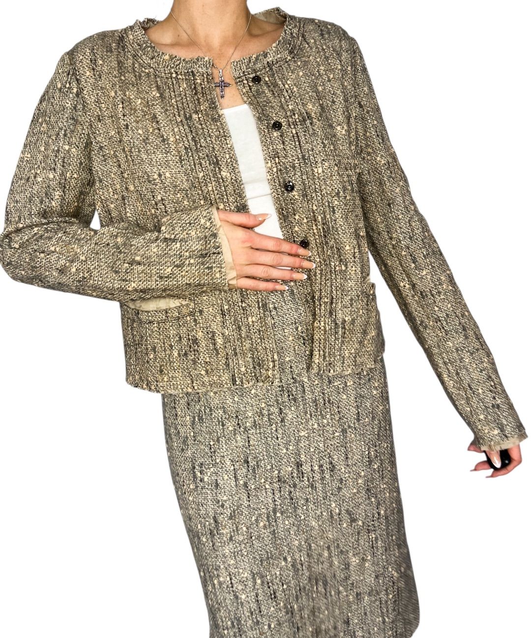 Thumbnail 8a5036f0-a996-43dc-b4b3-e6cac97d80e4