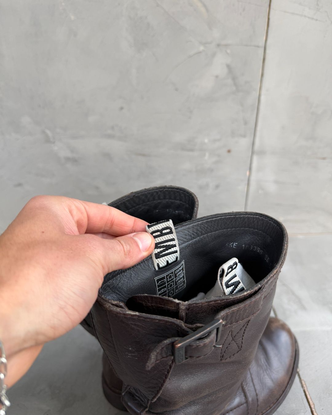 Thumbnail 2fe34185-7e84-4d56-ad52-44469507b789