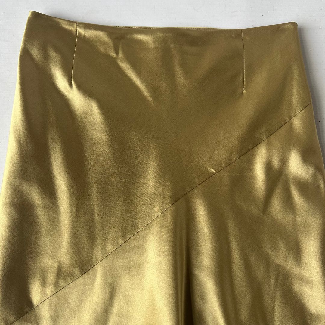 Thumbnail 4a5ae541-b345-4b5d-bdc8-9655c236407c