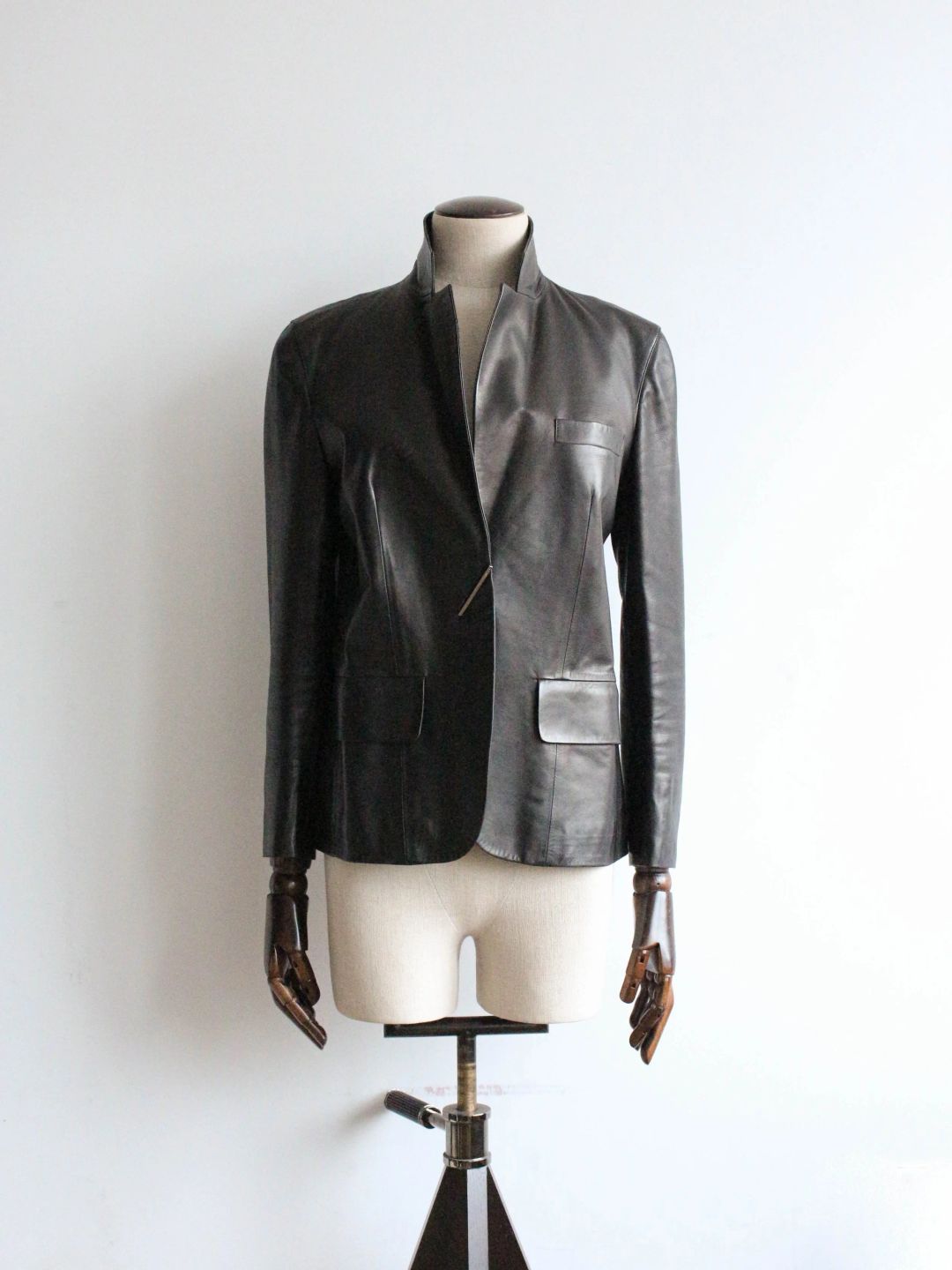 Gucci by Tom Ford S/S01 Black Leather Blazer with Metal Safety Pin Fastening by GUCCI in size IT 40 from SUITS category