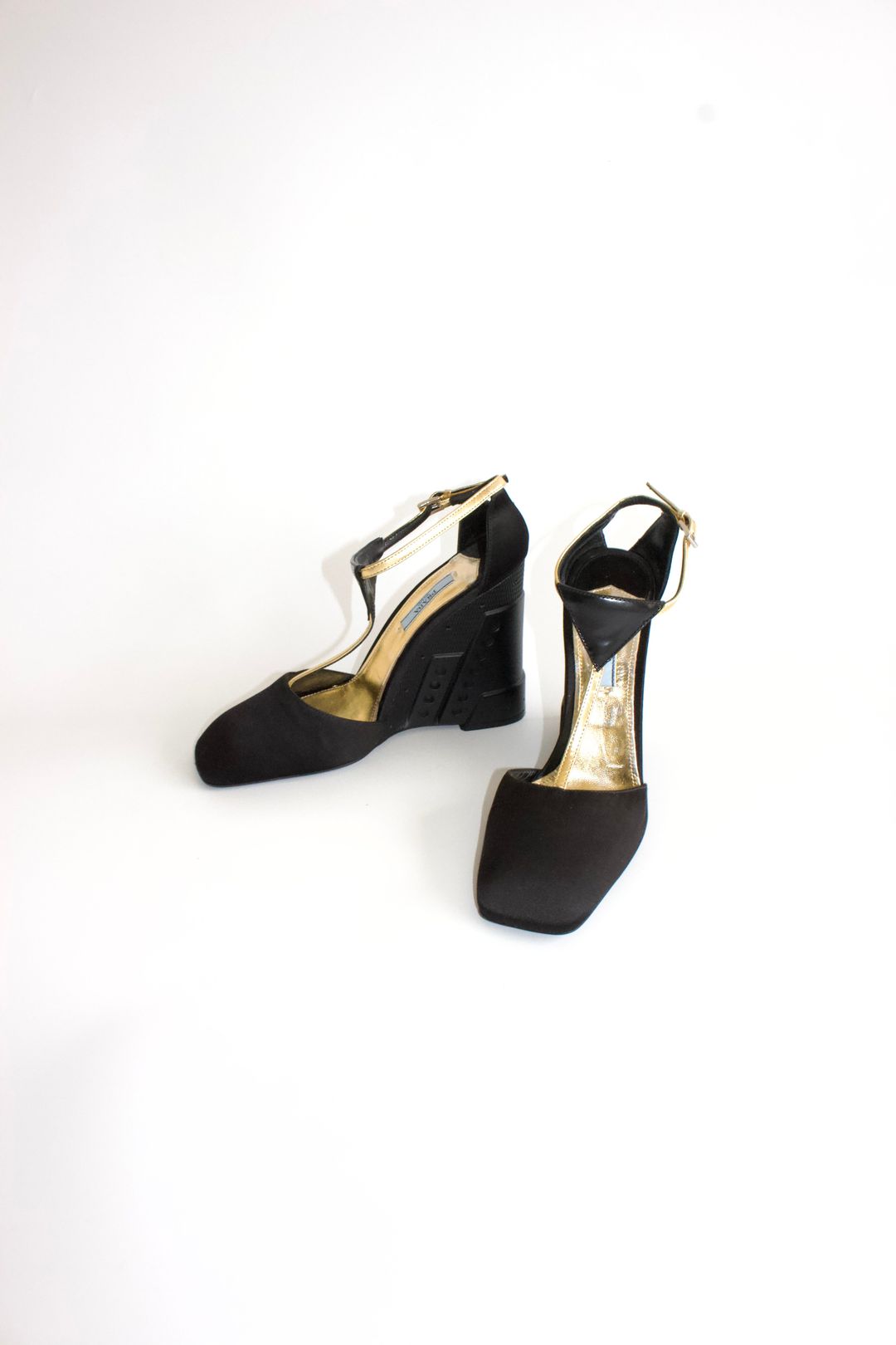 Thumbnail 0d6a1860-d92b-41de-848e-8fa480486b93