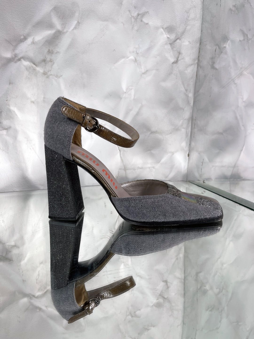 Thumbnail 581d5f22-bc74-465b-9e76-464db6b0d8fa