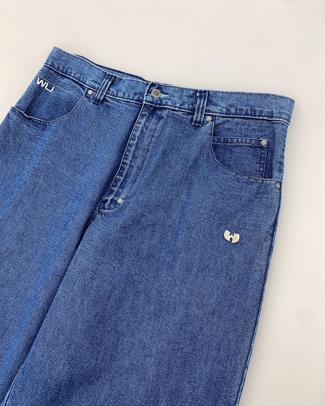 Thumbnail 56ae99ad-5530-4831-bab5-20e86837ee50