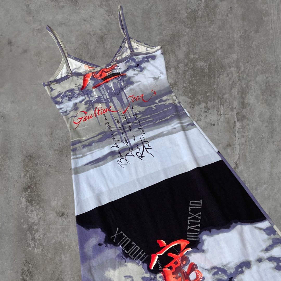 Thumbnail 9b5fcef1-ea27-44f5-b8b5-b8d569c1de46