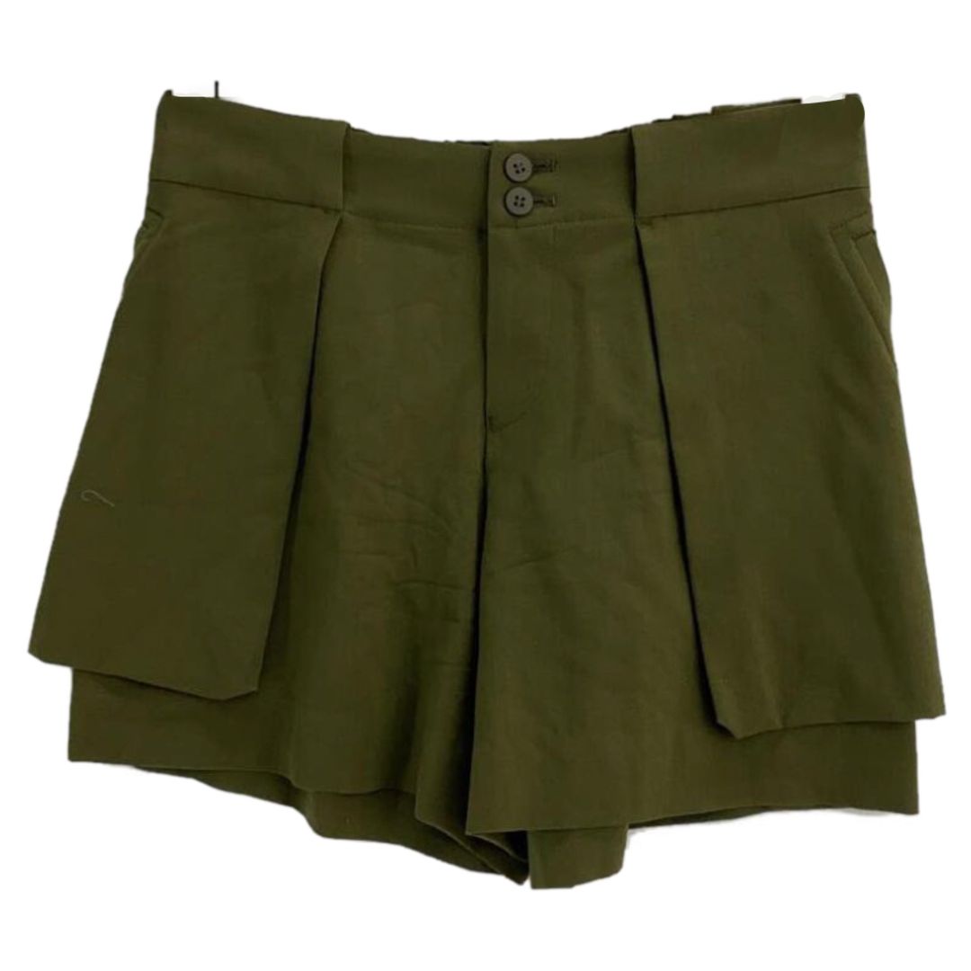 Issey Miyake Pleated Pocket Shorts by ISSEY MIYAKE in size S from SHORTS category