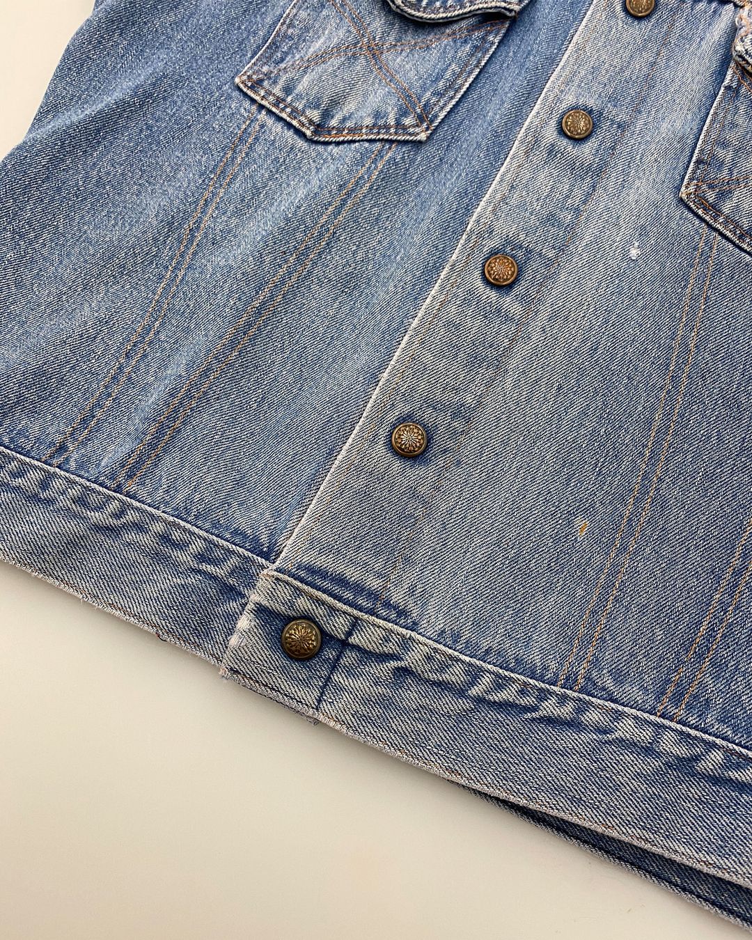 Thumbnail 1da1b776-fe38-407d-b24a-14a55c10336a