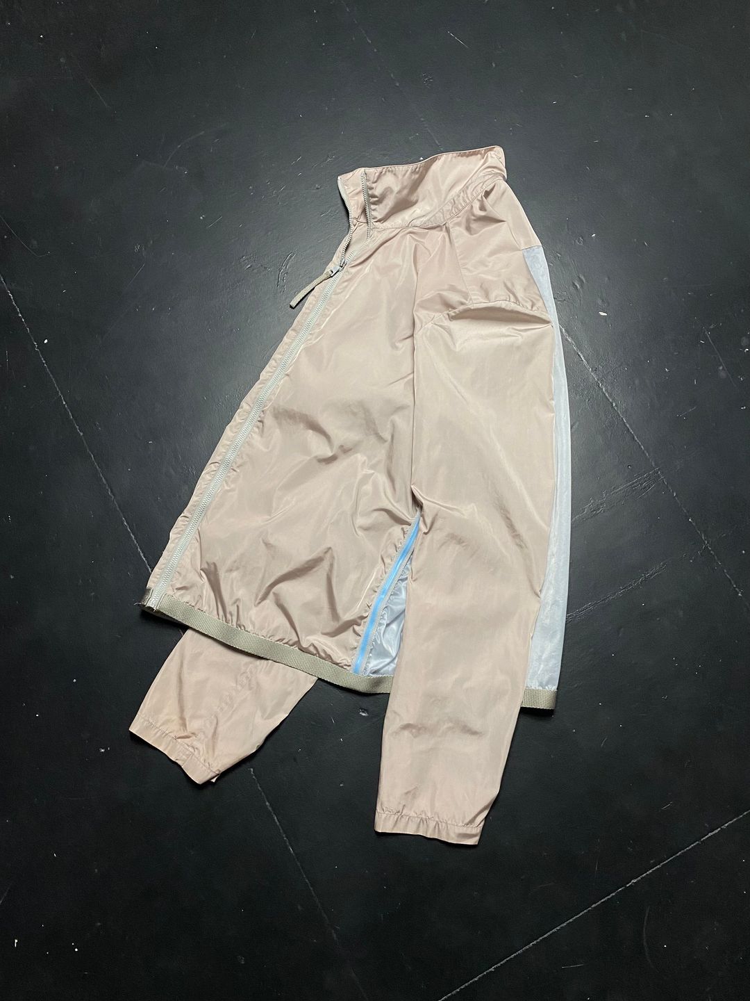 Thumbnail 378639e0-ce0b-4ef1-b6c7-eb414d4dffd9