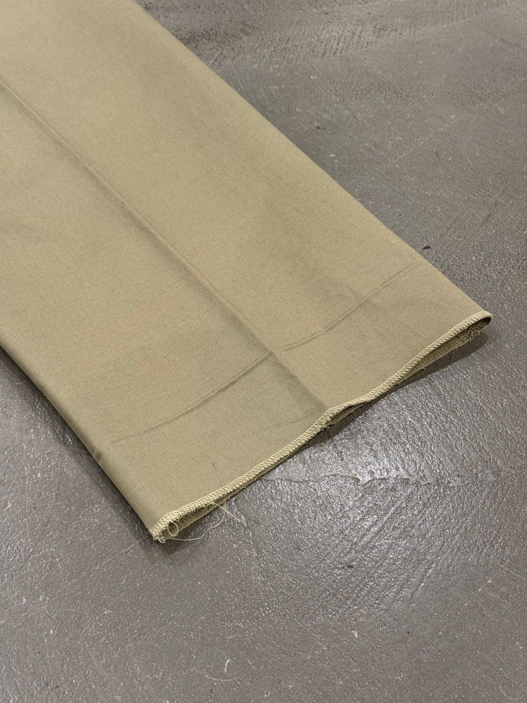 Thumbnail 23428617-3502-49e8-88d6-820a2c611008