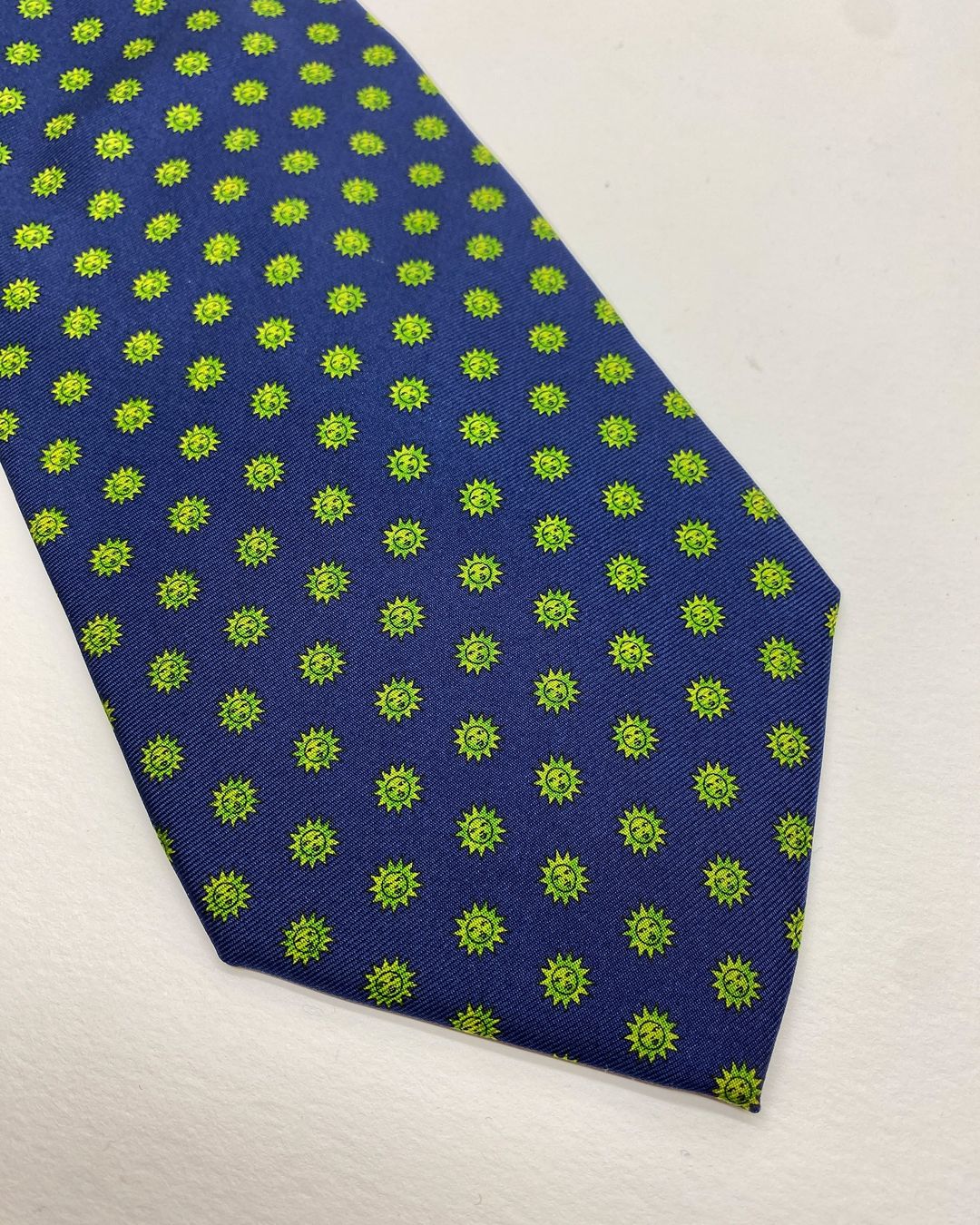 Thumbnail 0293fd7c-9f26-40e4-b855-c7b3a8bc1227