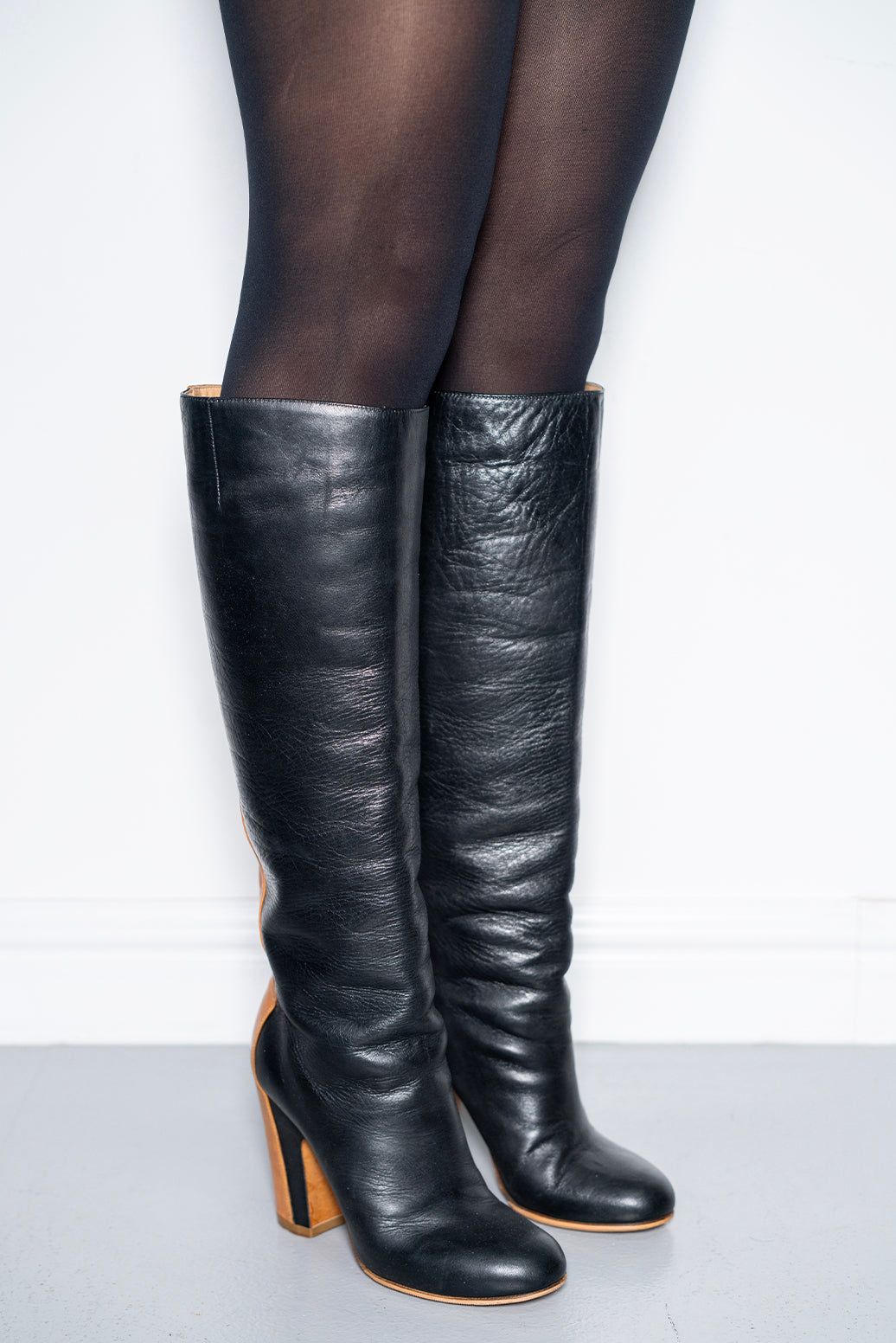 MARGIELA SPLIT TONE BOOTS (EU 36) by MAISON MARGIELA in size EU 36 from SHOES category