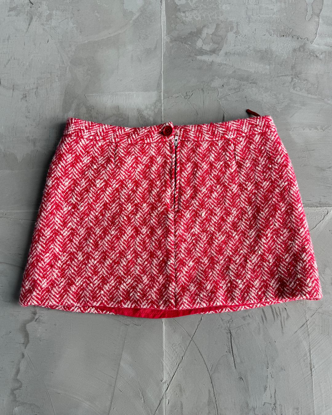 Thumbnail 690b0c72-90b8-451b-9a73-50b4eab50569