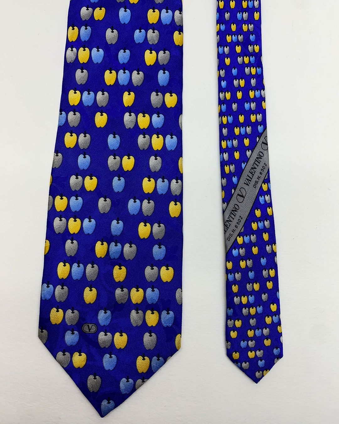 Thumbnail 3e53579d-abca-41b4-add6-e4e84325a6a1