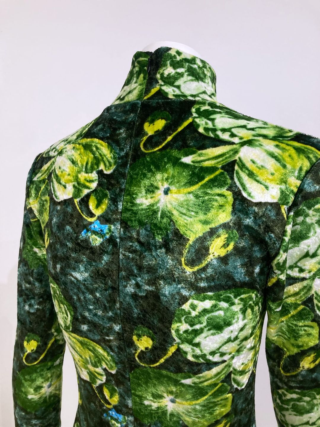 Thumbnail 3c7745df-5ccc-442e-8904-167f759f88b9