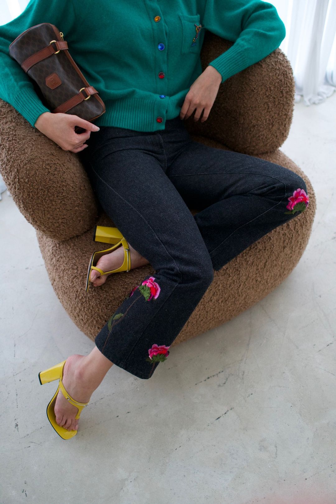 Thumbnail 030b831b-7ad3-450a-a7e6-667286fb557e