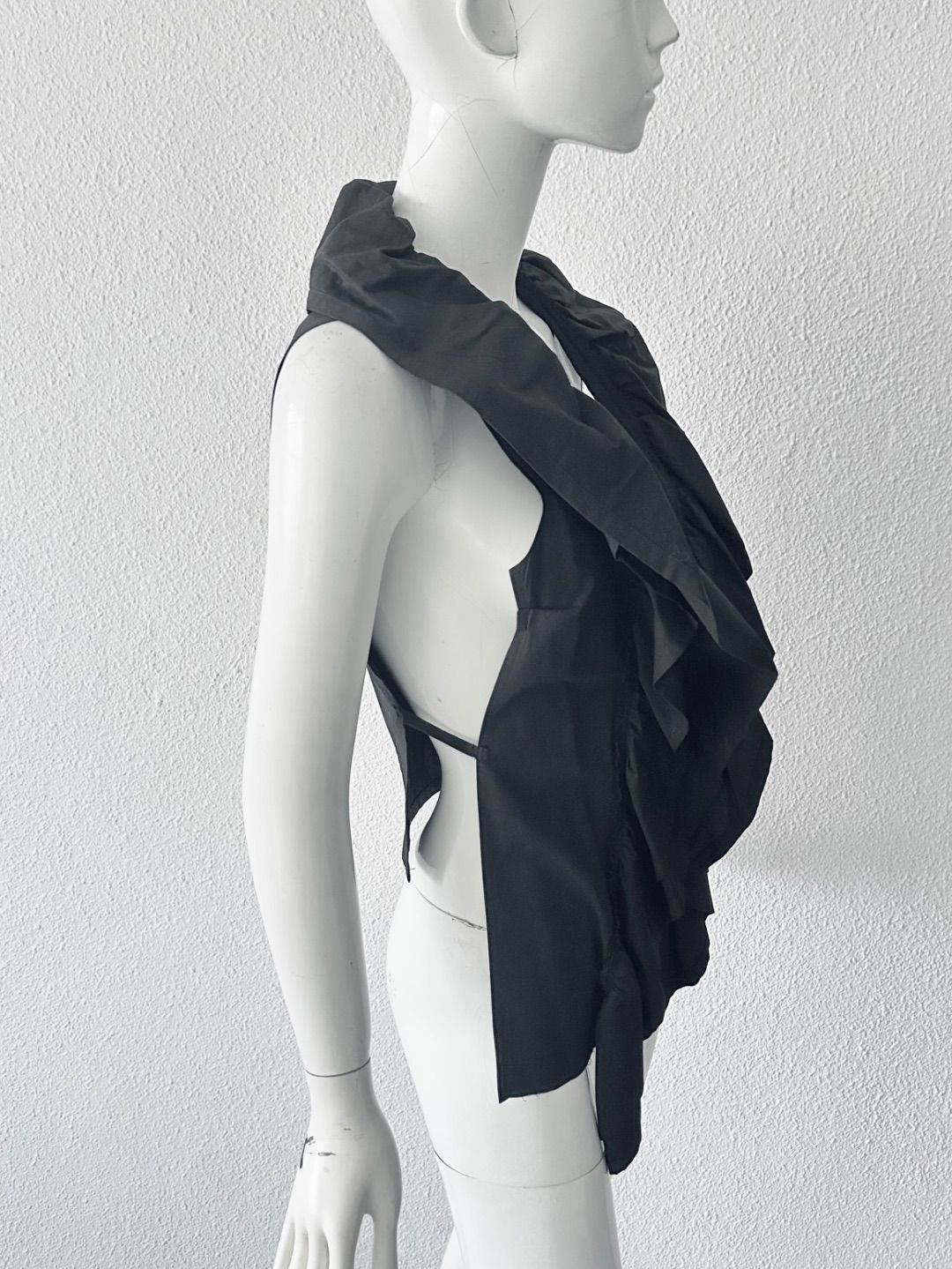 Marc Le Bihan asymmetrical ruffled black cotton vest by MARC LE BIHAN in size S from COATS & JACKETS category