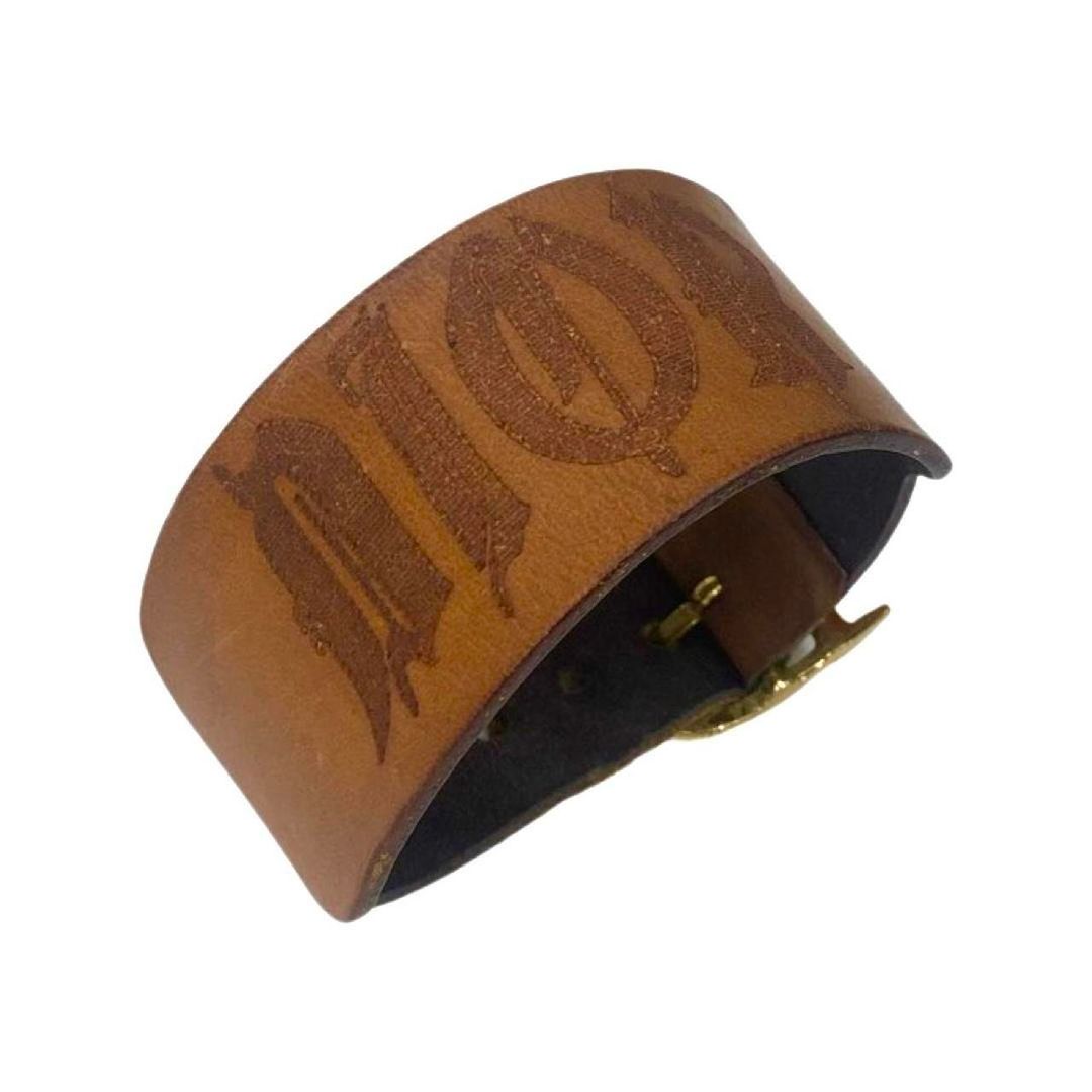 Thumbnail 1d582c5c-1854-46a6-8ea5-dac93220070a