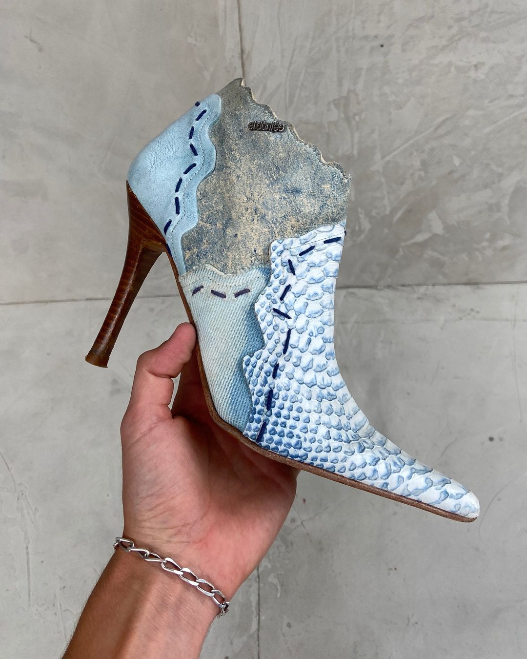 Thumbnail 08eb5956-298b-4721-a71d-9619d138c5fe