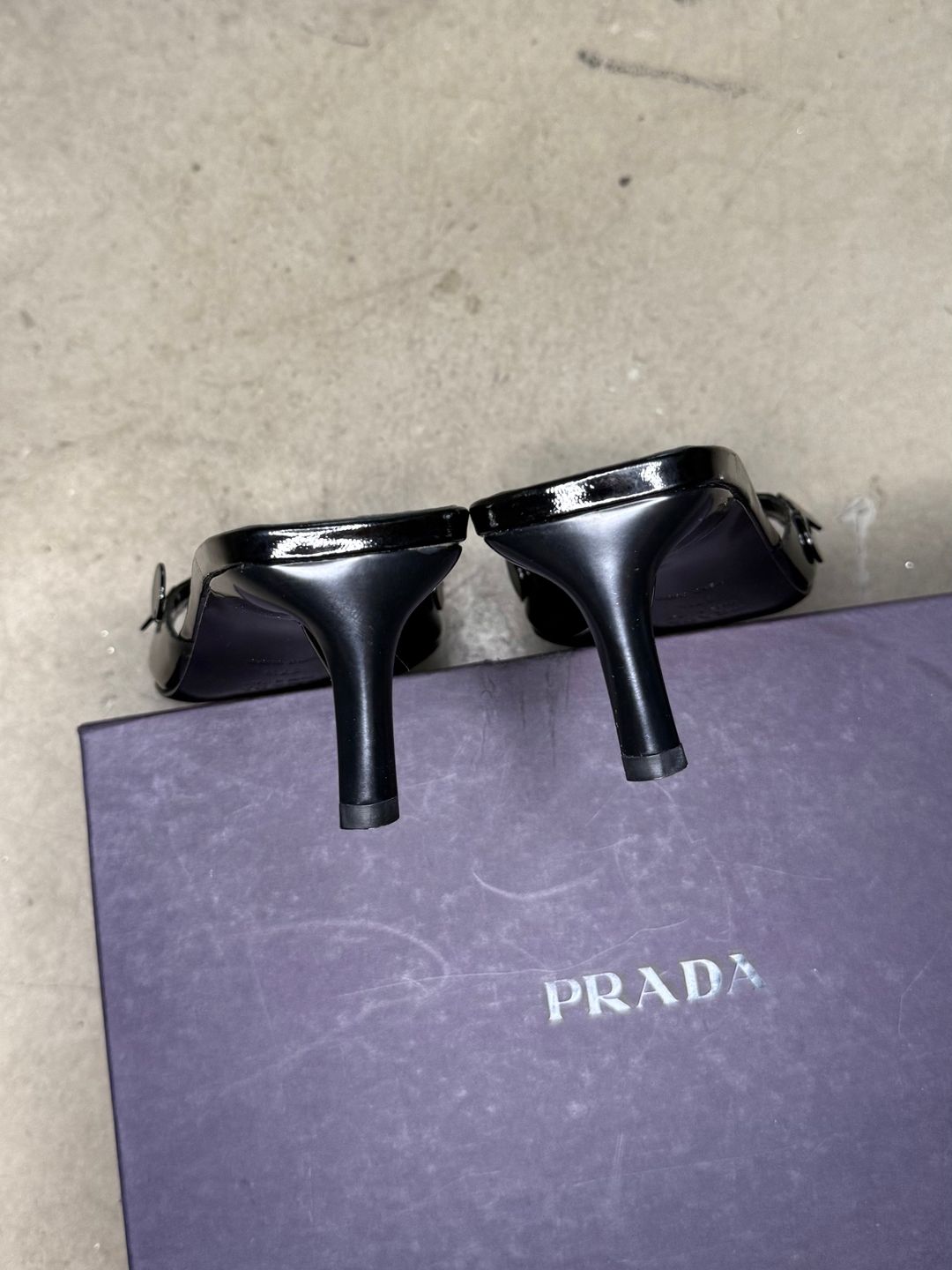 Thumbnail 5a2e725f-8561-4b4e-8bc9-426cef0ed0dd