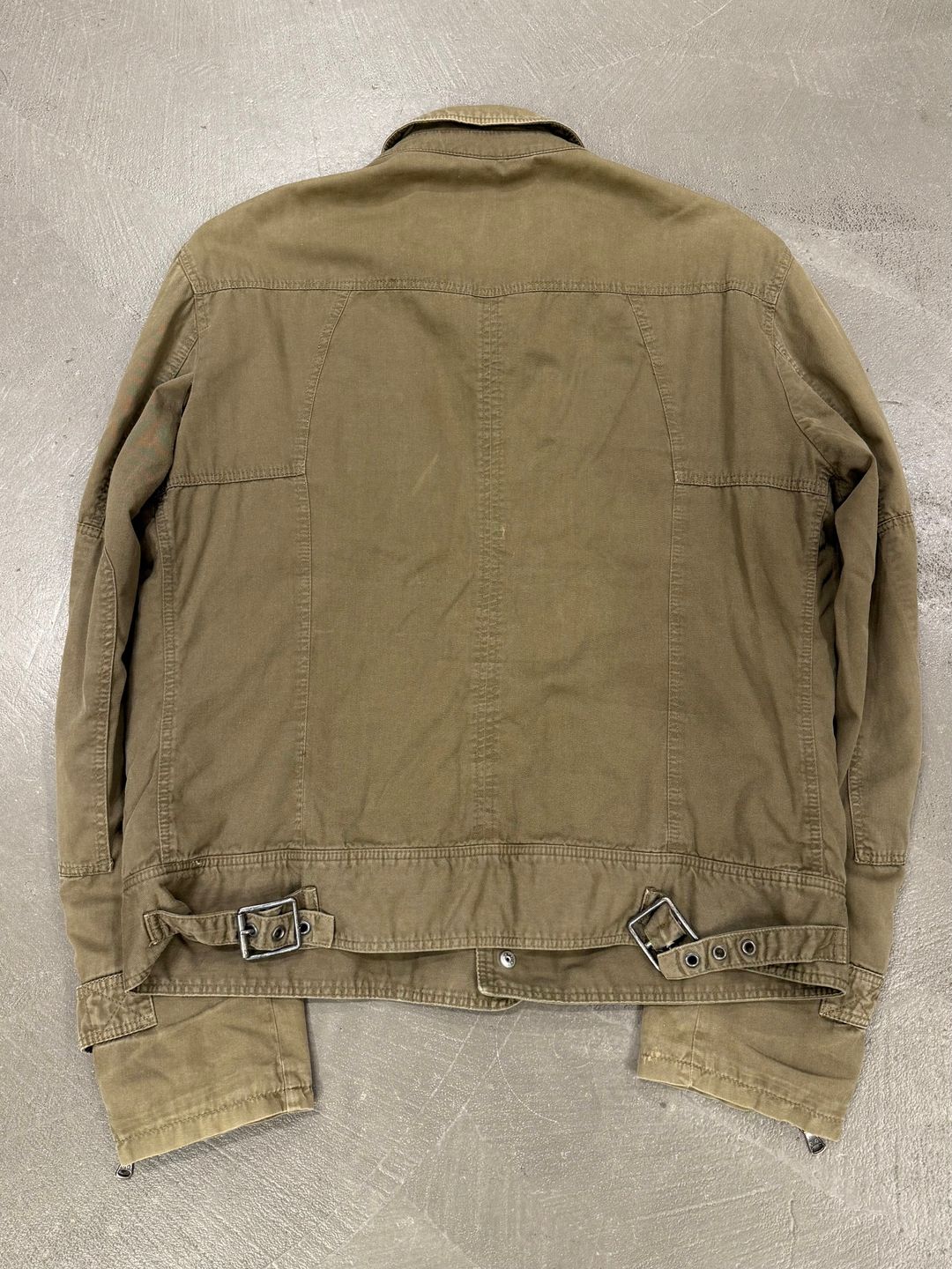 Thumbnail 1a8c7384-549d-4f6b-9c23-d8857b67138f