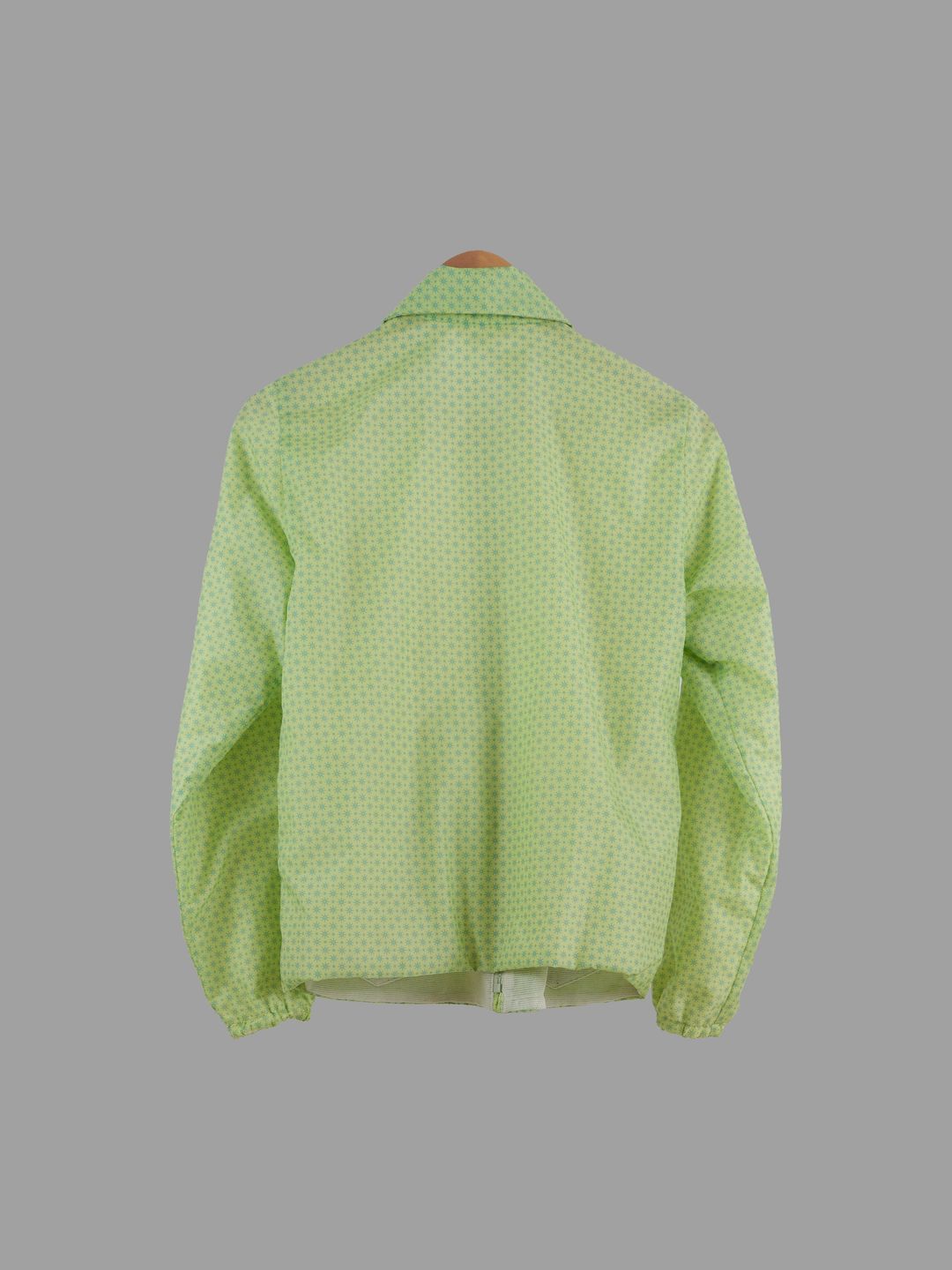 Thumbnail 15b843b4-2ec5-42c6-89cc-139e113fdf59