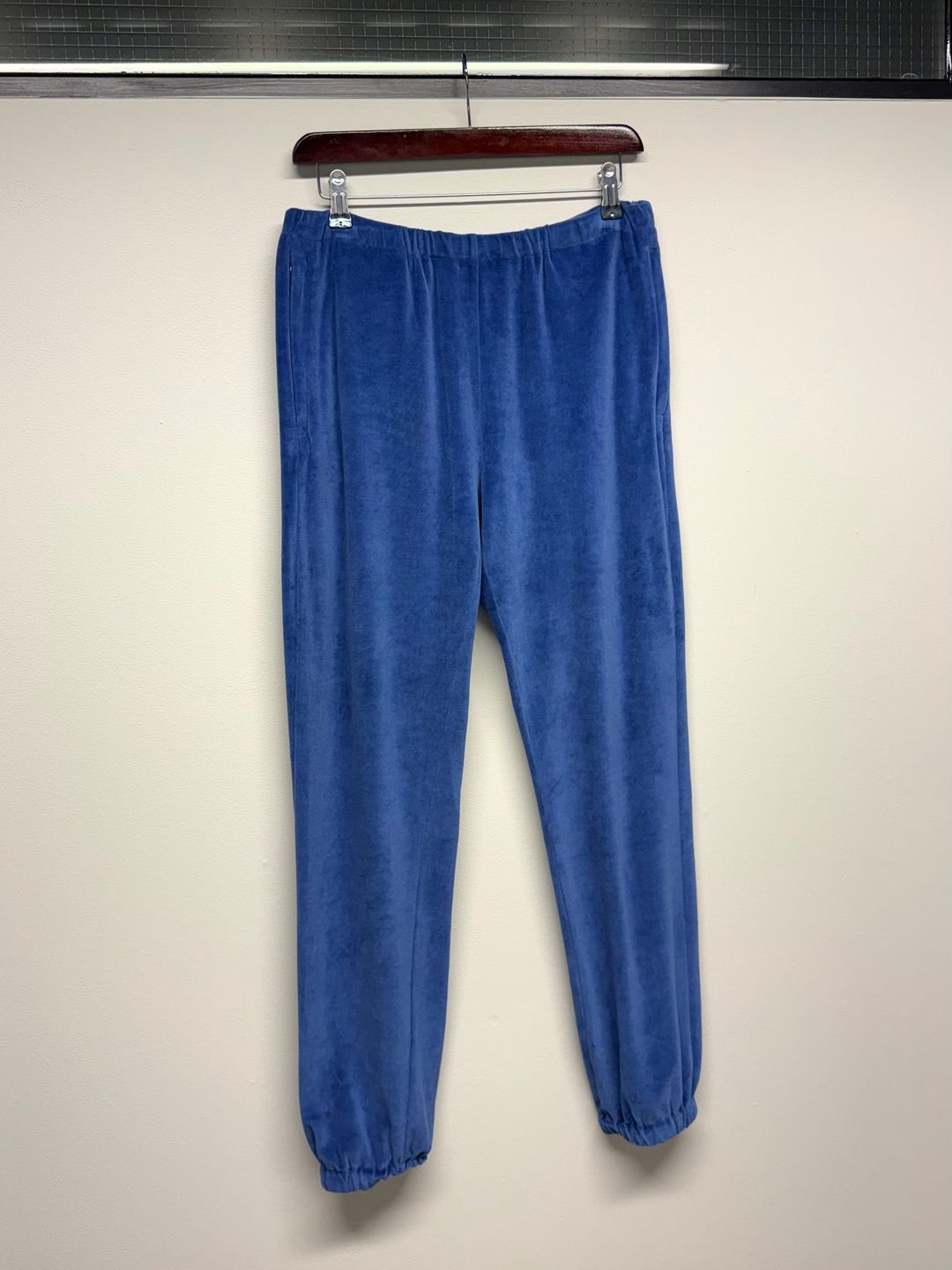 Thumbnail 94a5dc2d-e67b-41c5-b44e-75747901e6f4