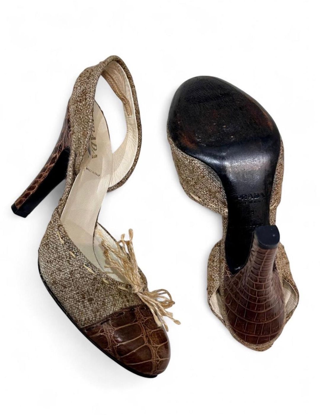 Thumbnail 53e2ae77-d4d3-40c8-a4db-b1c312ee8d44