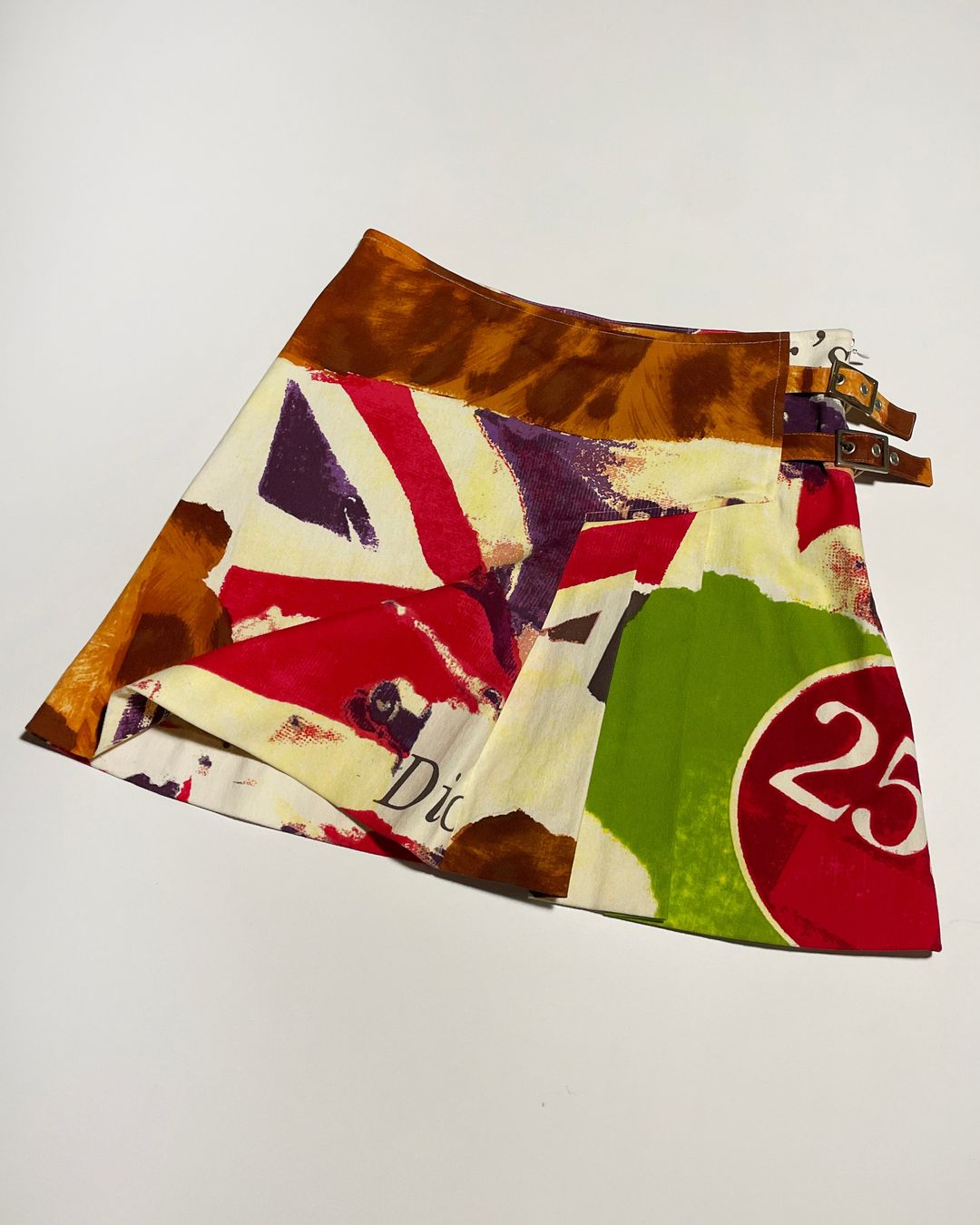 Thumbnail 0ee0d9ad-f0a2-43bc-96bf-c0260e1fabbe