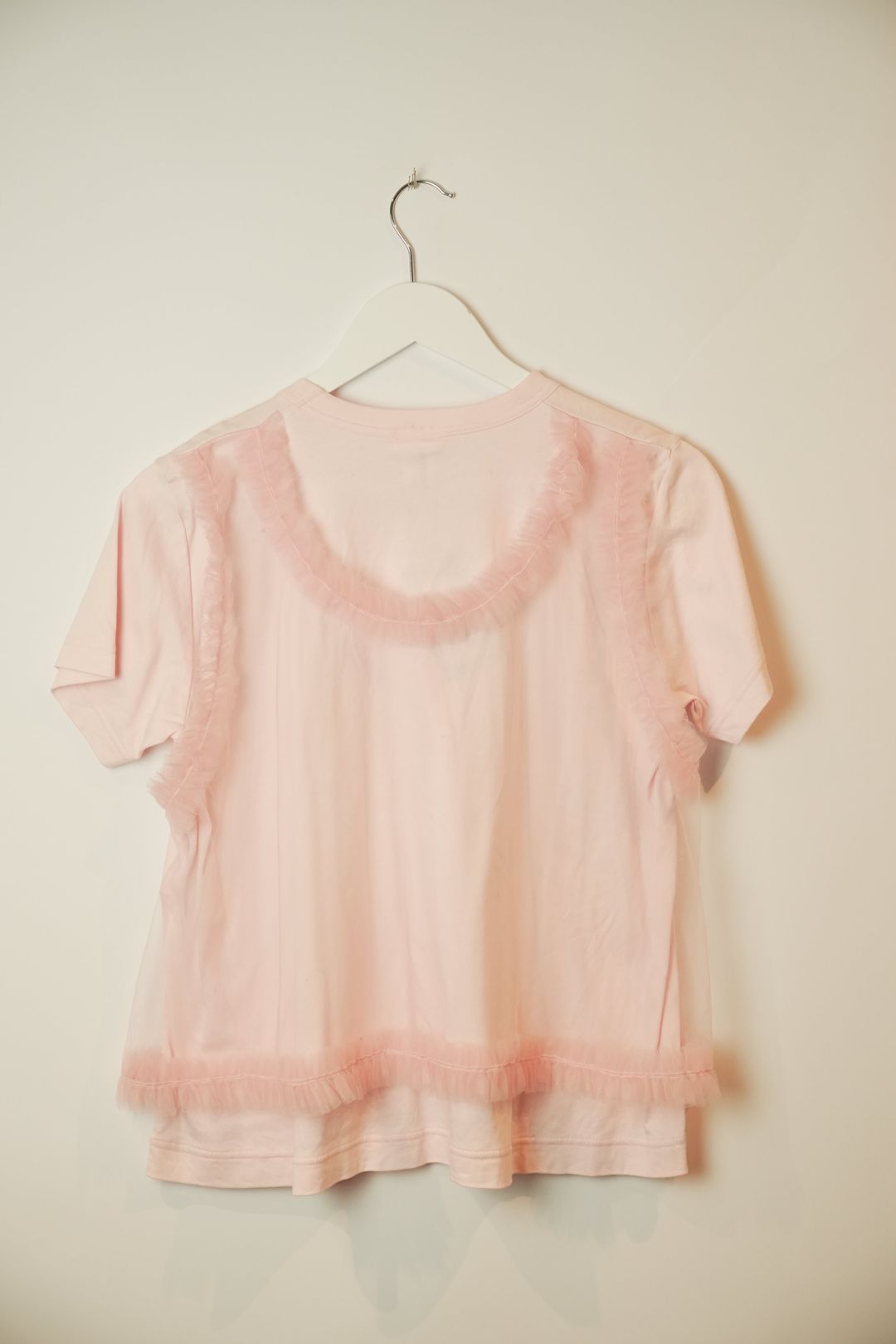 Noir Kei Ninomita Pink Tshirt w tulle ovelay by VENDOR-UNKNOWN in size S from TOPS category