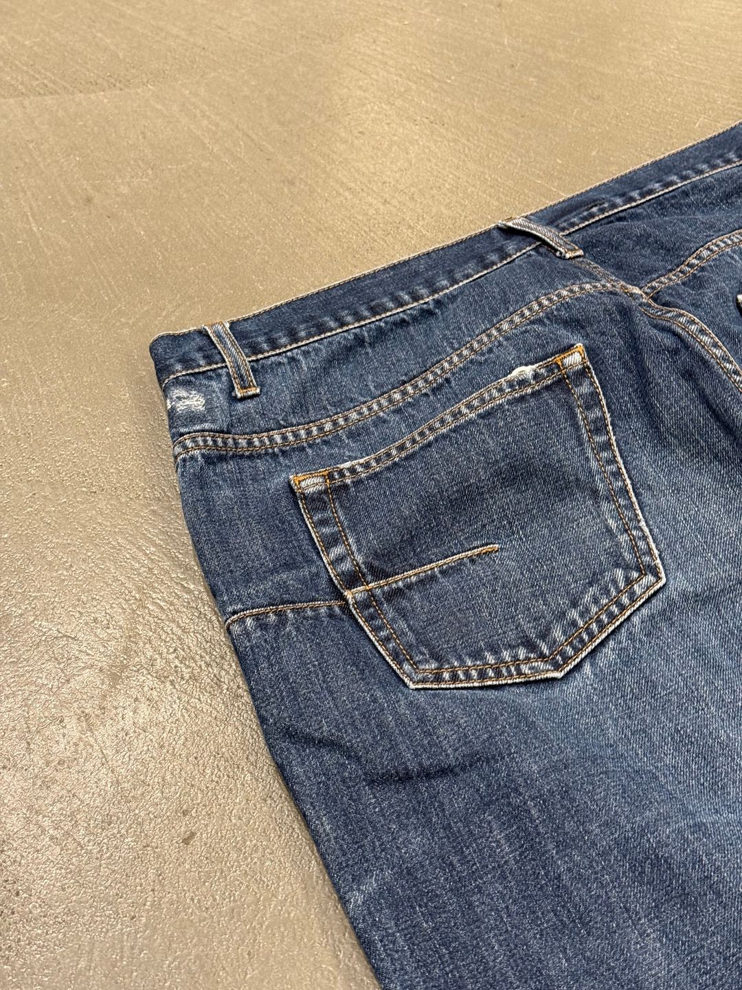 Thumbnail 57671362-73ef-4d5d-adc4-95aa54387a9a