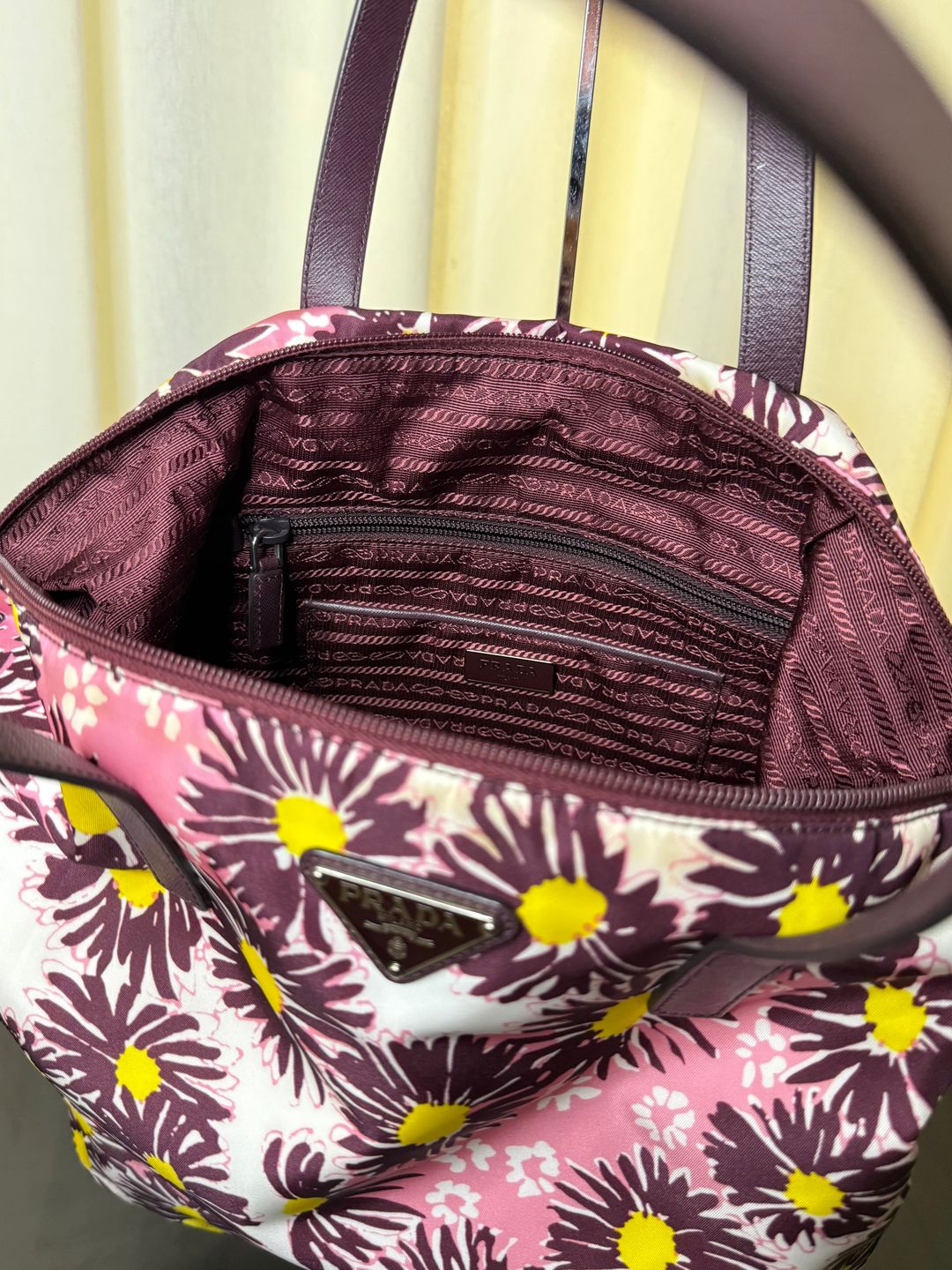 Thumbnail 710ebc6c-1993-496f-a786-ec045fe29fb5