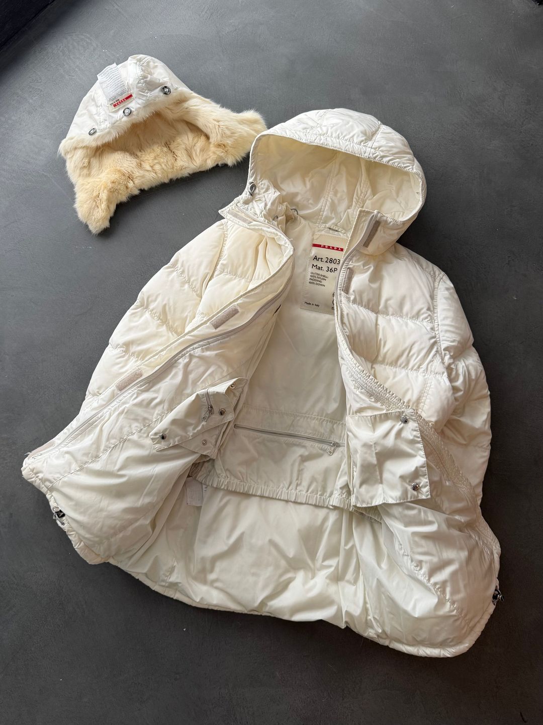 Thumbnail 78d8f4b9-bce4-4bb0-b80d-97673587e7b0