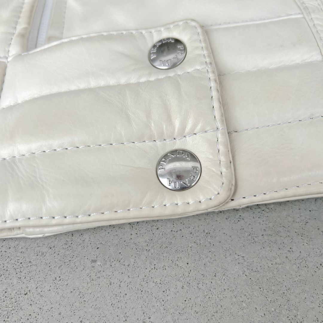 Thumbnail 0c1600d9-7be8-4b34-bb24-b392b4ce8374