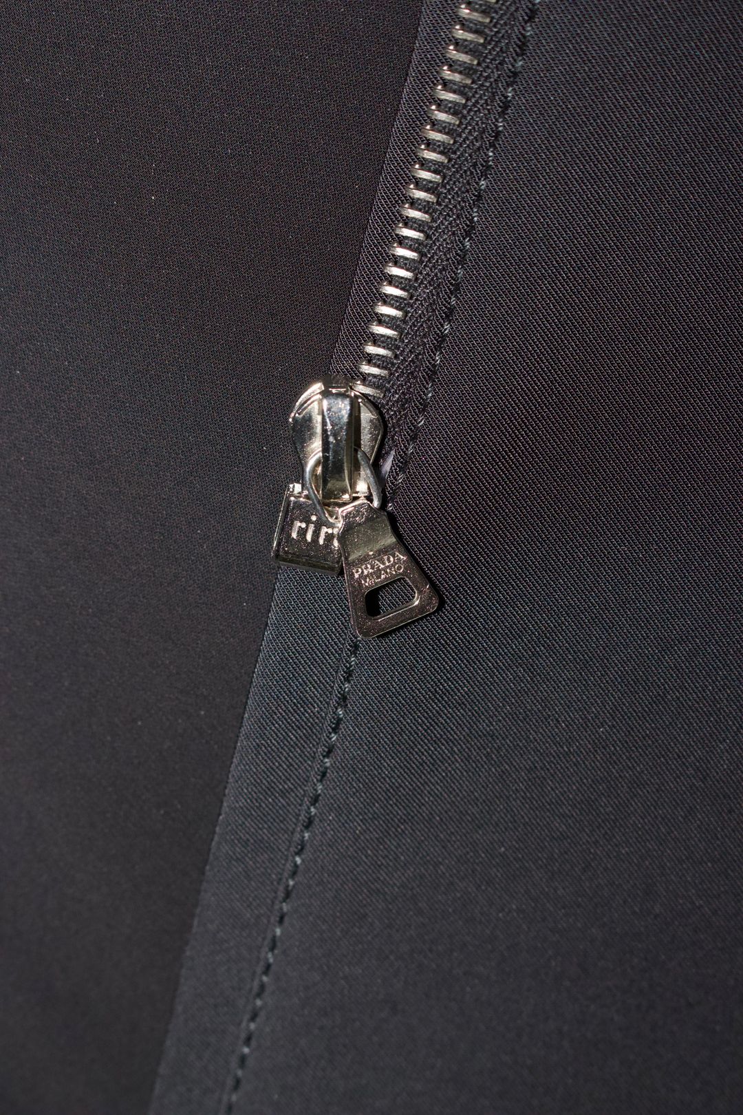 Thumbnail 087538f2-7a91-4dff-bdf4-45f0d15c25ed