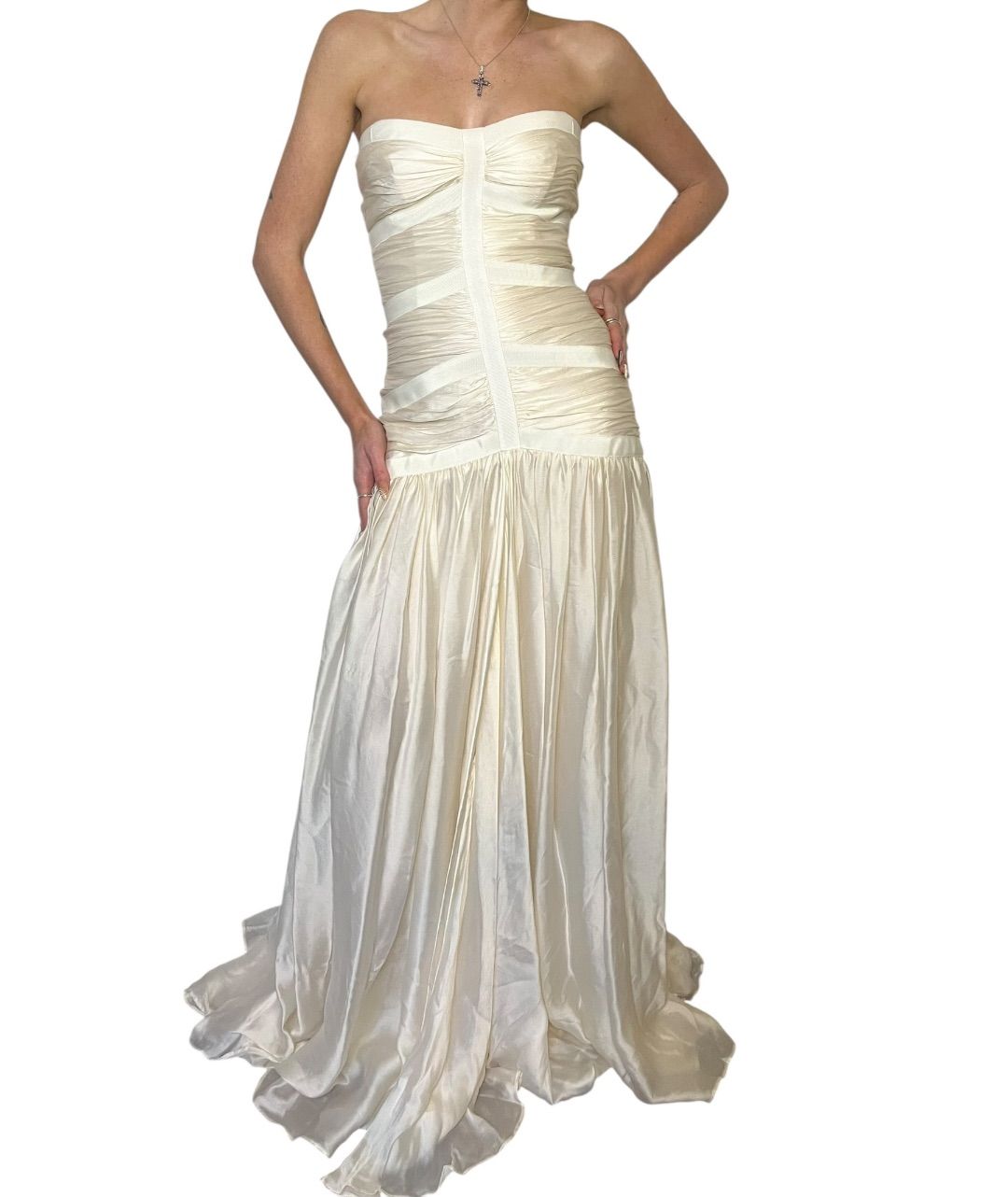 Jay Ahr Gown by N/A in size AU/UK 6 from DRESSES category
