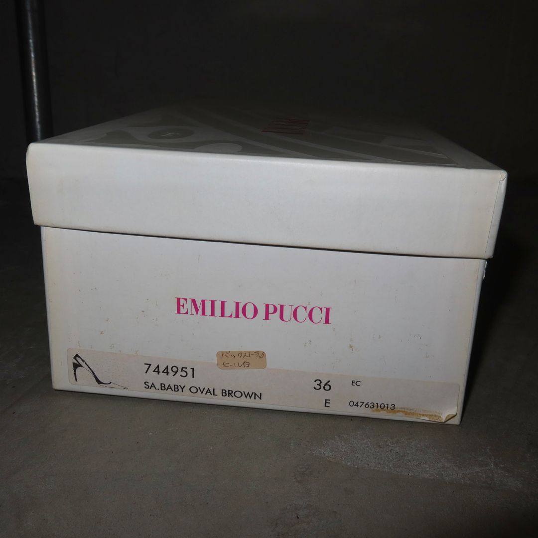 Thumbnail f0d6607f-86cf-4870-a033-692c3be20e7f