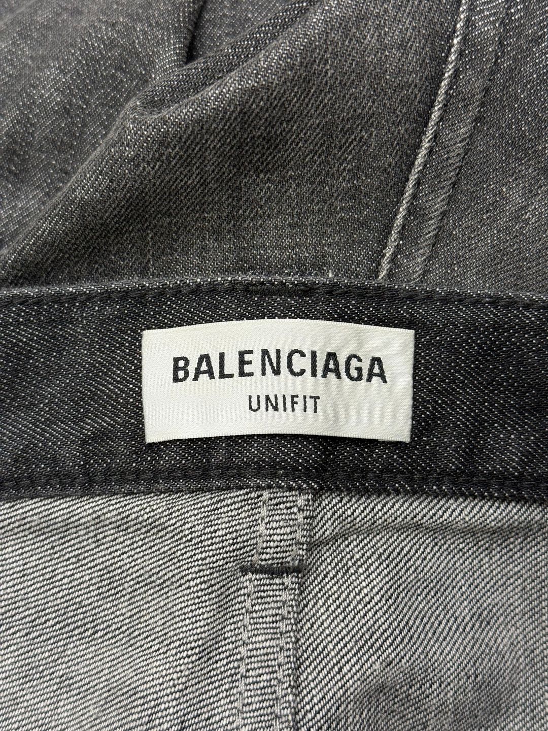 Thumbnail 735a0c1f-9717-410f-a2d5-a67866b61df2