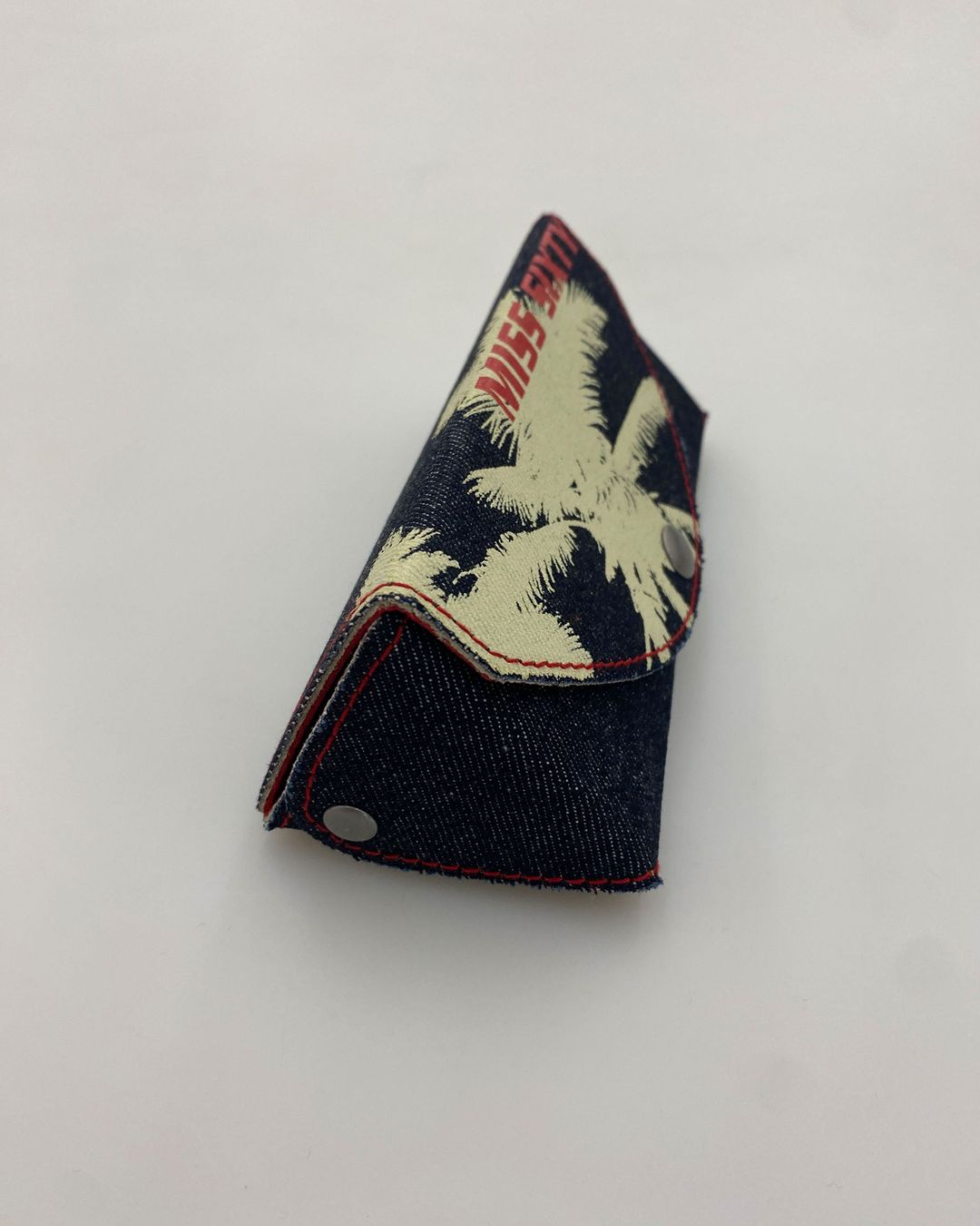 Thumbnail 219786f3-6874-4f25-a59c-8c8c875a2f8b