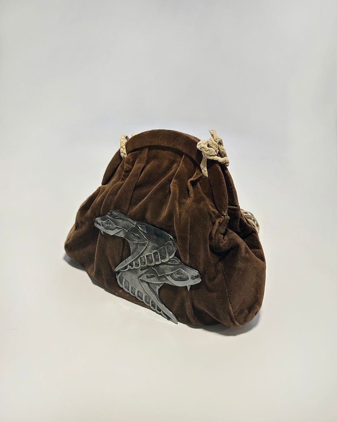 Thumbnail 625e99d2-1cbd-4701-86fa-eacb5b9f94ef