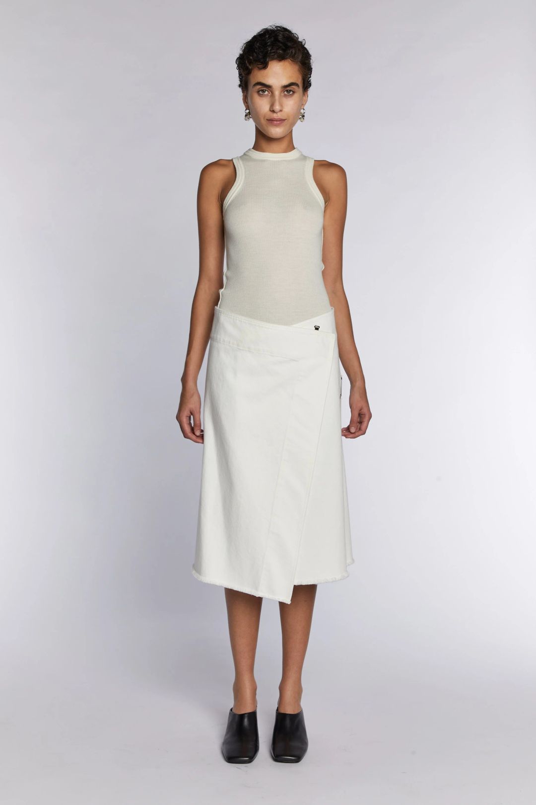 Thumbnail 870a5399-ba66-4569-8457-674b144d51e1