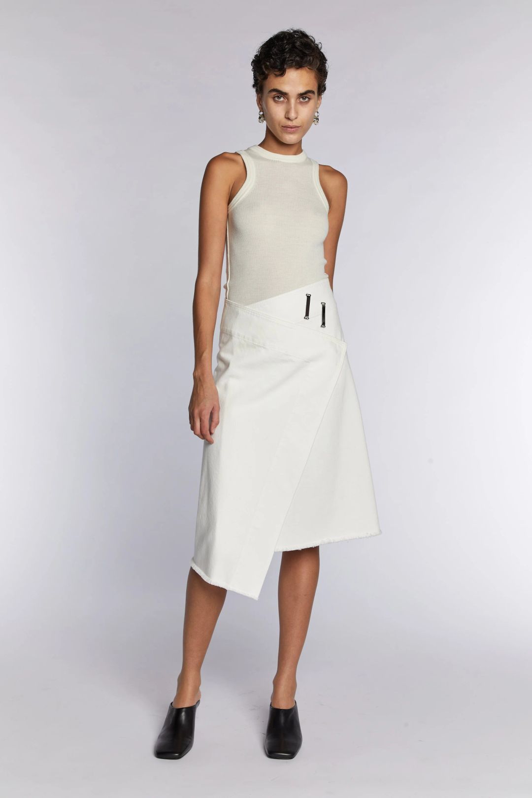 Thumbnail 6ce2ec0a-a4fe-4090-a347-8697dac42c7a