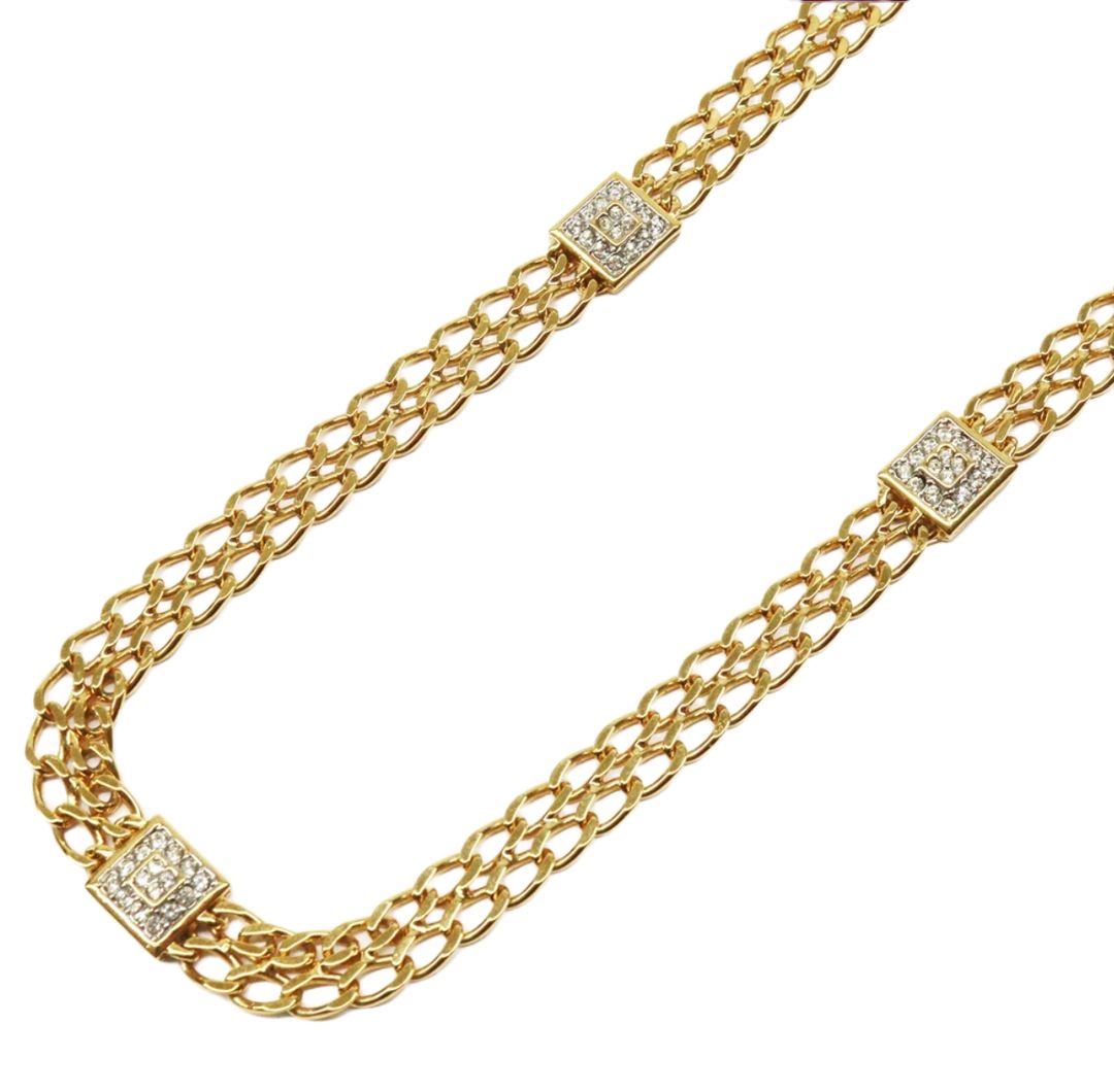 Thumbnail 30e1e7ec-aeb0-4323-8b23-2f824540a872