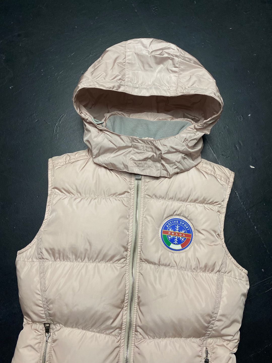 Thumbnail 569edaa1-6232-45b5-9728-bd73baab5d81