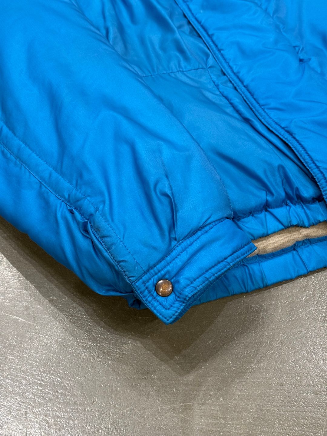 Thumbnail 77b6246c-cd96-459f-9c37-e647a8601489