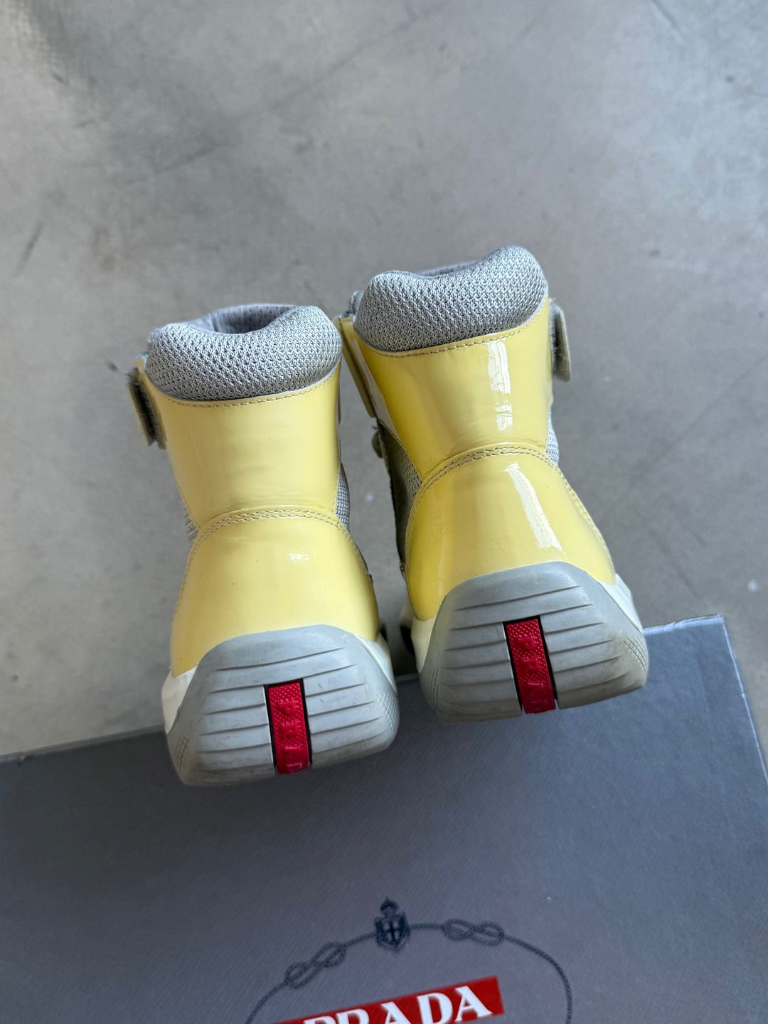 Thumbnail cd123202-4e8f-49f8-aa94-8ebb35a0d69b