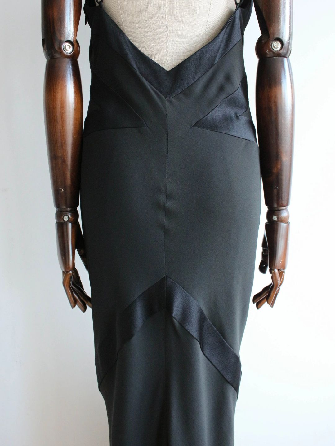 Thumbnail 70e10a10-8ea0-416e-988c-064e5fa53477