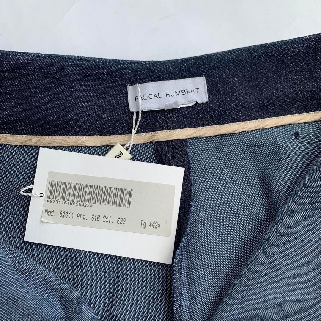 Thumbnail a16fc3ee-fd7d-46ae-93db-9b11778954fc