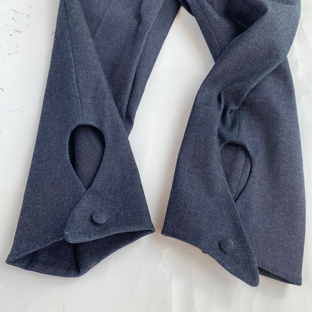 Thumbnail 53063296-147c-45cf-98b6-3158752e3f21