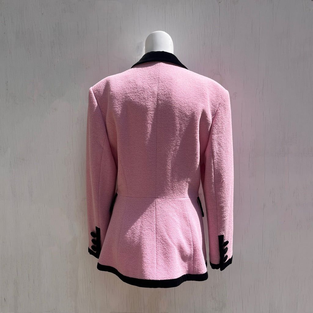 Thumbnail 1a0715b0-167f-4fe7-a6d3-b4b896690bc1