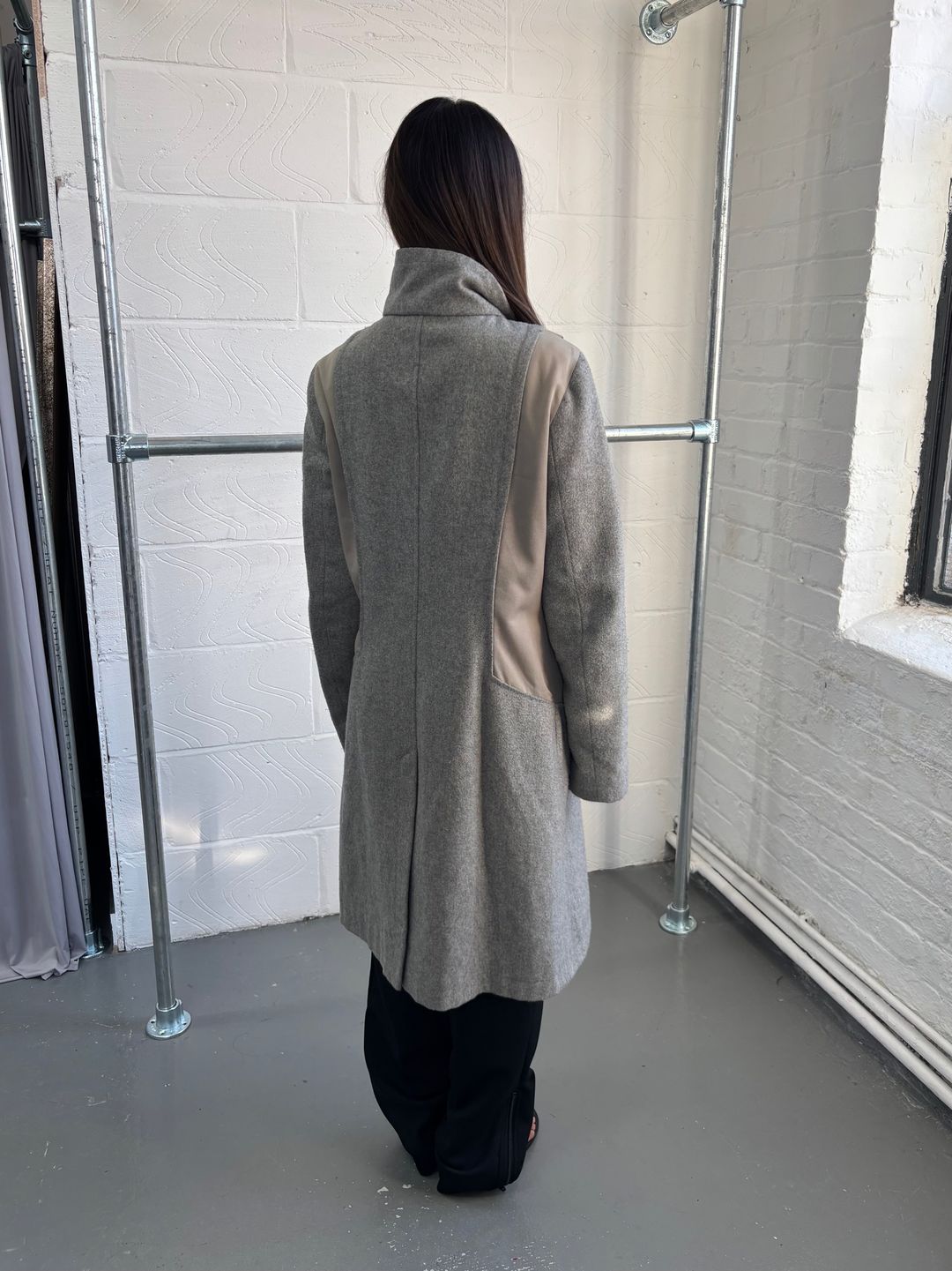 Thumbnail 8c4208a3-1c3b-46bb-886a-b0888a38b795